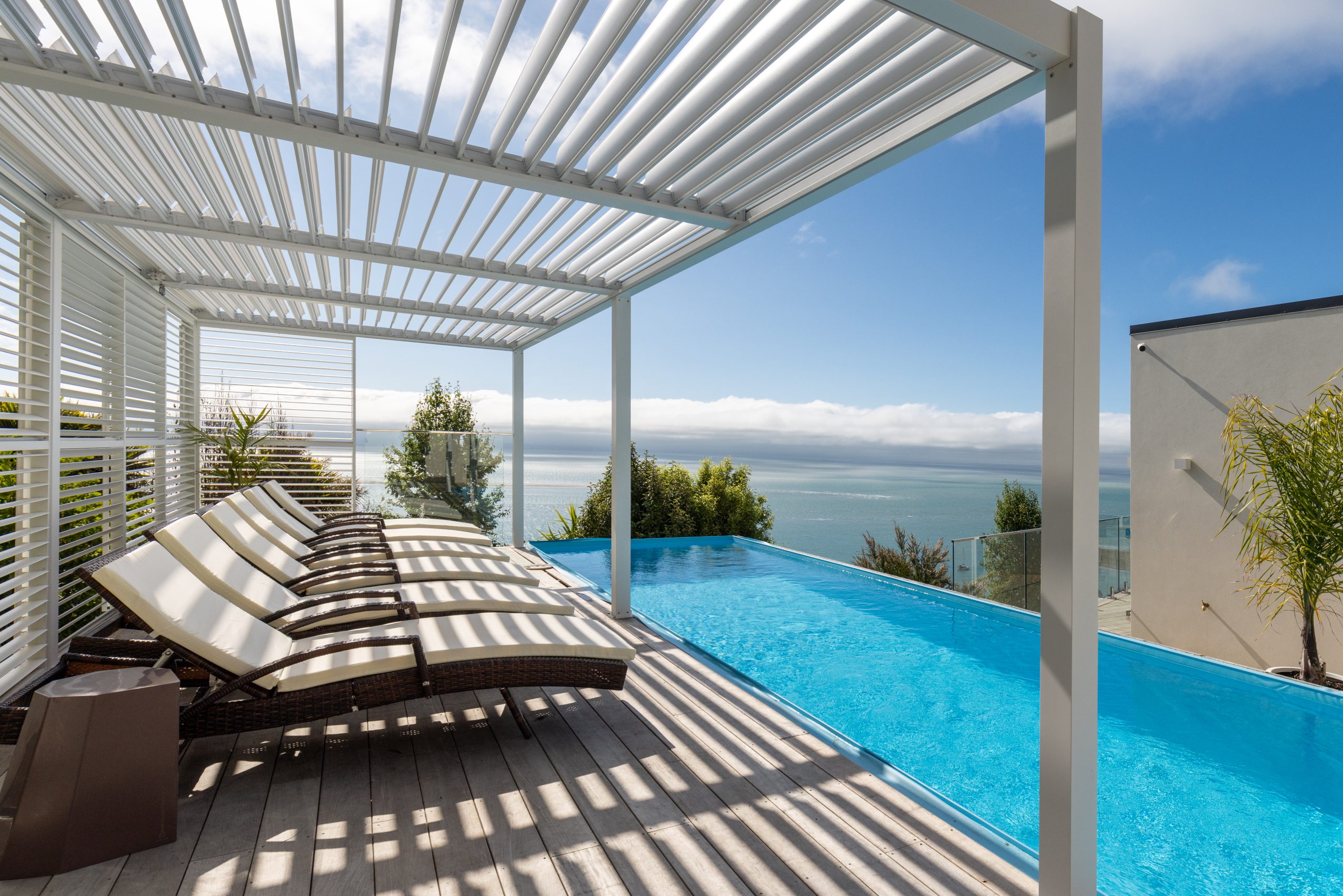Elevated escape | Distinctive Designs Magazine