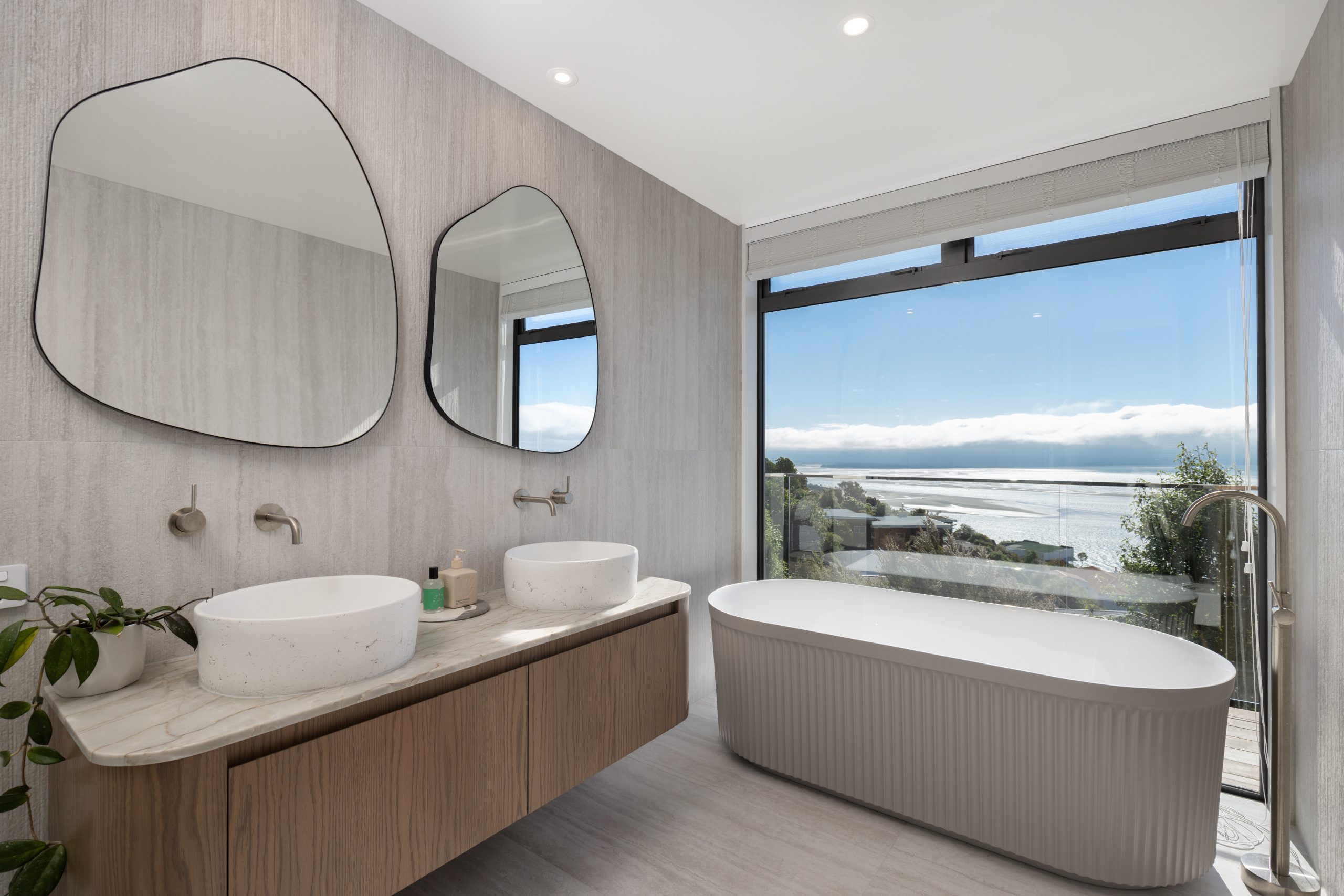 Elevated escape | Distinctive Designs Magazine