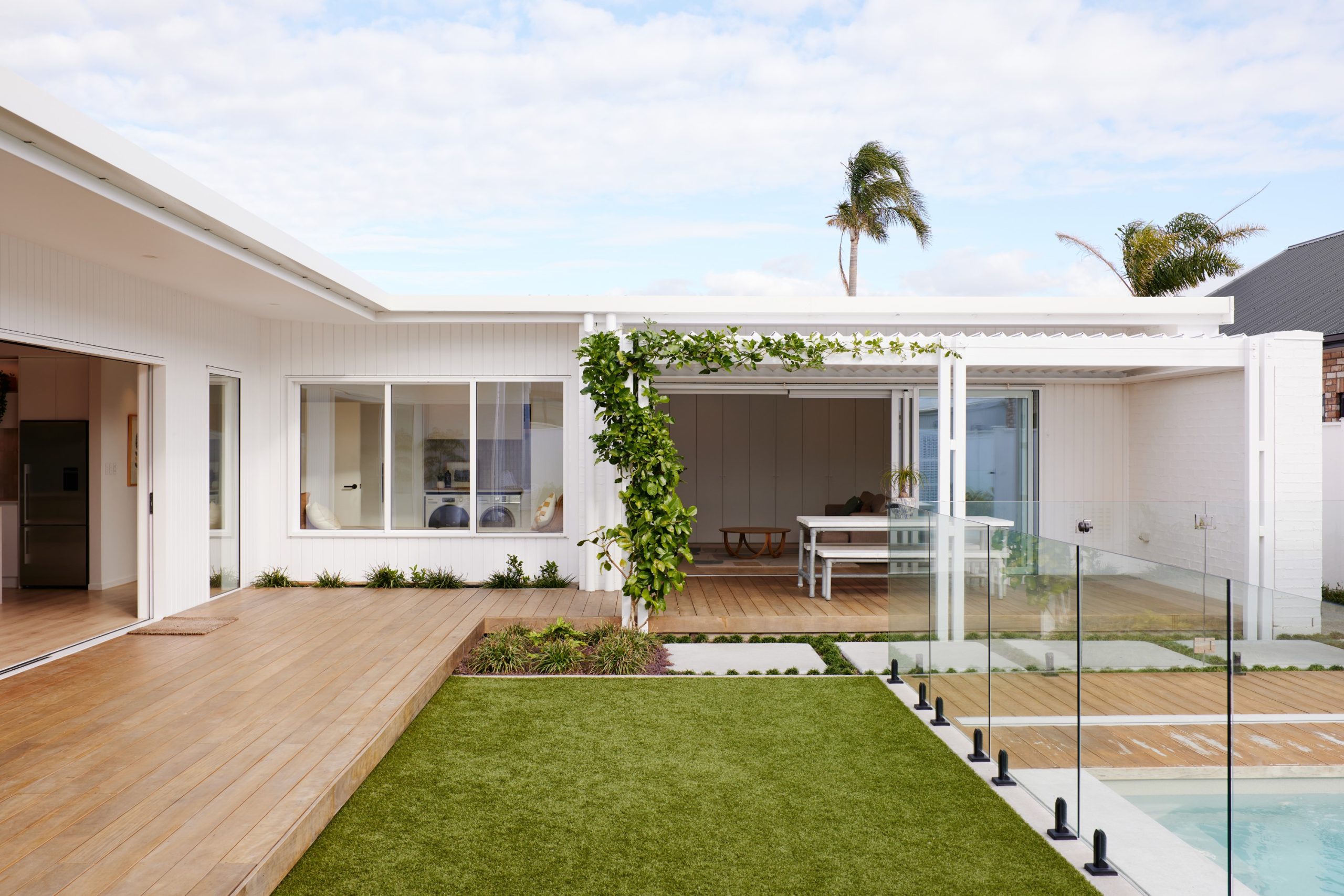 Palm springs papamoa